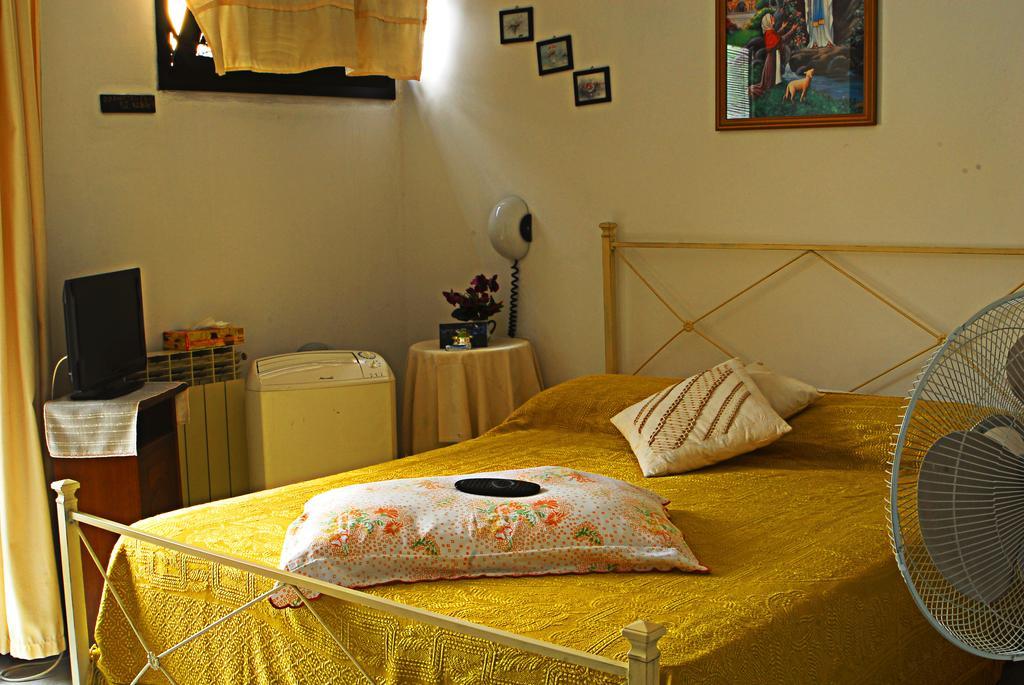 Hotel Ebe San Piero a Sieve Exteriör bild