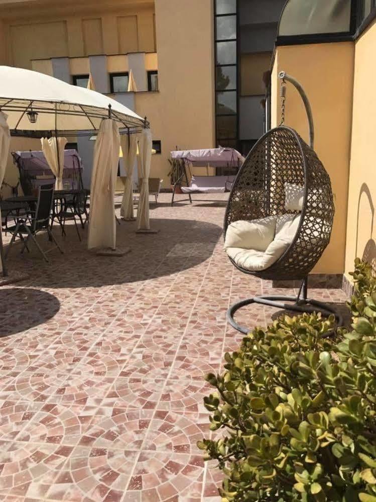 Hotel Ebe San Piero a Sieve Exteriör bild